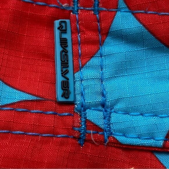 Quicksilver Board Shorts - Picture 12 of 15